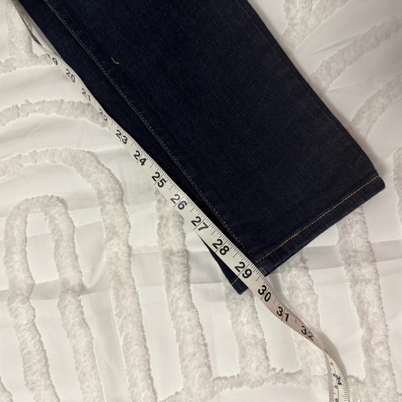 Levi’s Shaping Skinny Jeans - Picture 8 of 10